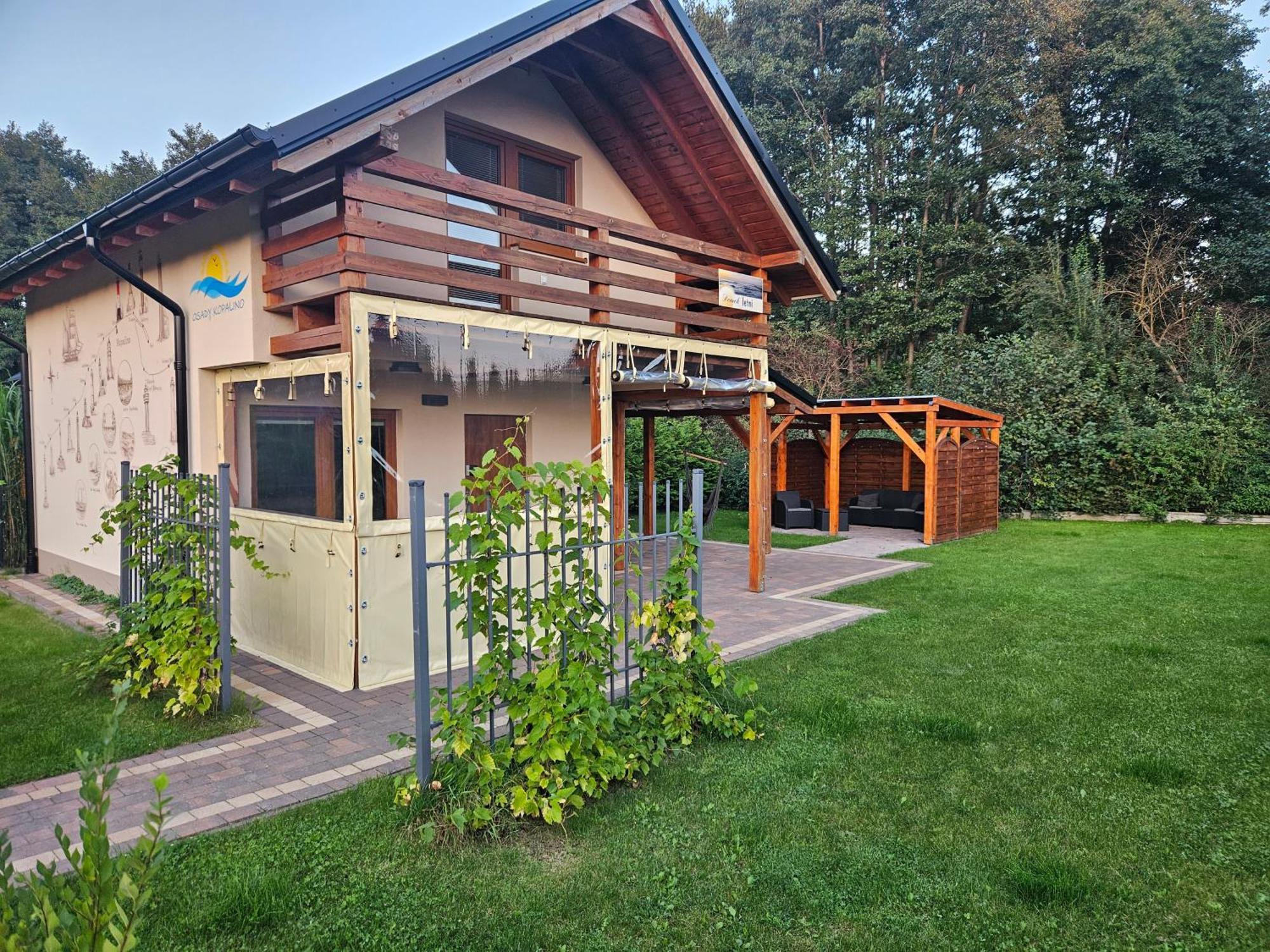 Osada Cztery Pory Roku - Dom Jesien Villa Kopalino Ngoại thất bức ảnh